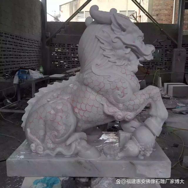 放位置详解：最佳摆放点与注意事项九游会j9入口登录新版石雕麒麟安(图3)